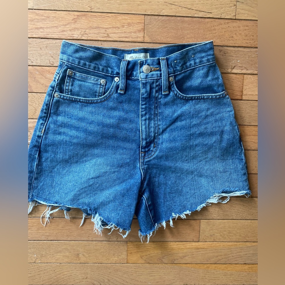 LNC Madewell Mom Jean Shorts High-Waisted Frayed hem